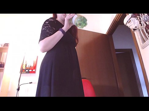❤️ Kulero zikin eta gozoak maite dituen esklabo sumiso bat masturbatzera behartuta dago bideo hau ikusi ondoren! ❤️ Izorra gugan ❤